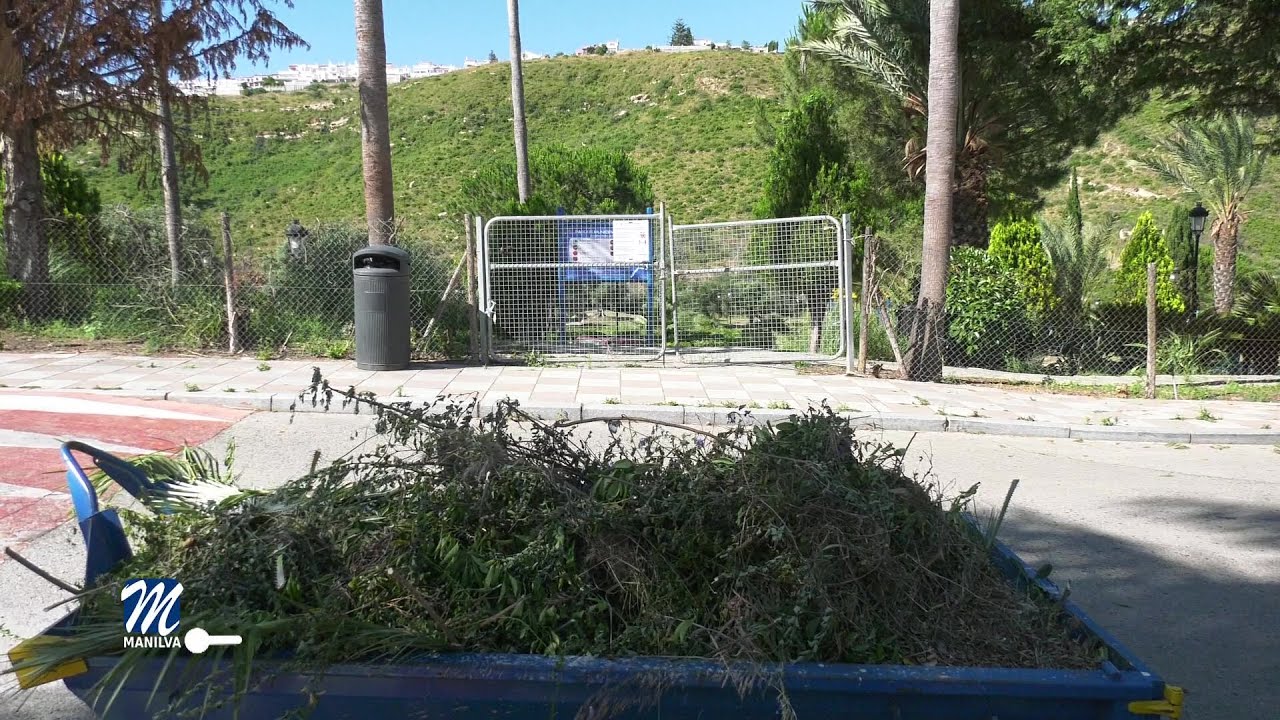 Trabajos en los parques y zonas verdes del término