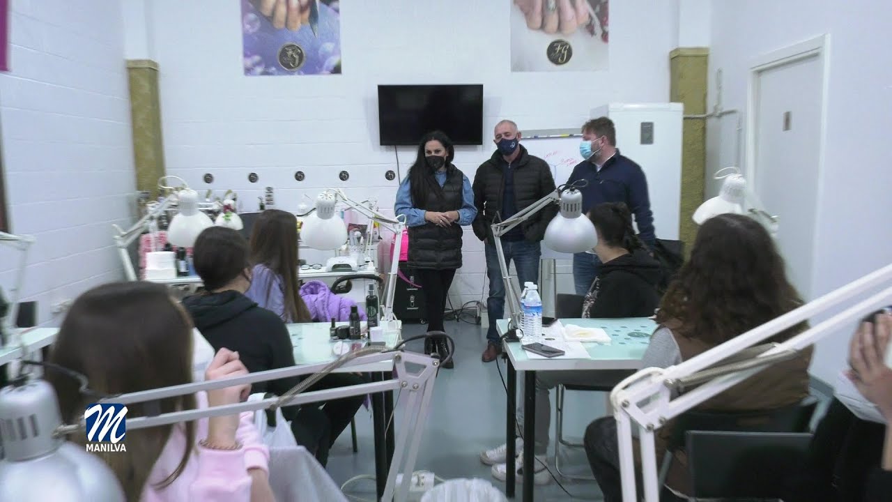 Comienza el curso de iniciación al acrílico